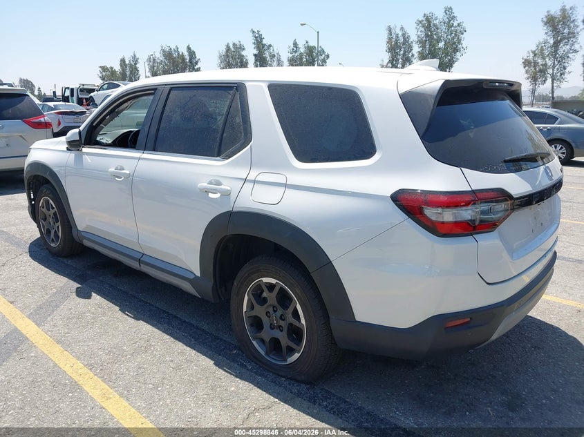 Vin: 5fnyg2h40pb010556, lot: 45796702, honda pilot 2wd ex-l 8 passenger 20233