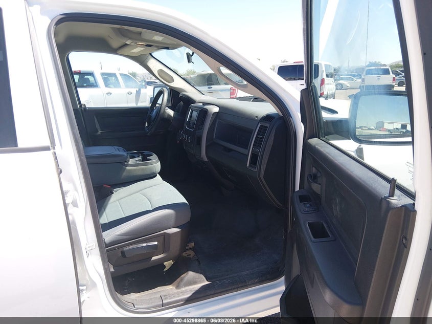 RAM 1500 CLASSIC 2019 VIN 1C6RR7KG1KS658358