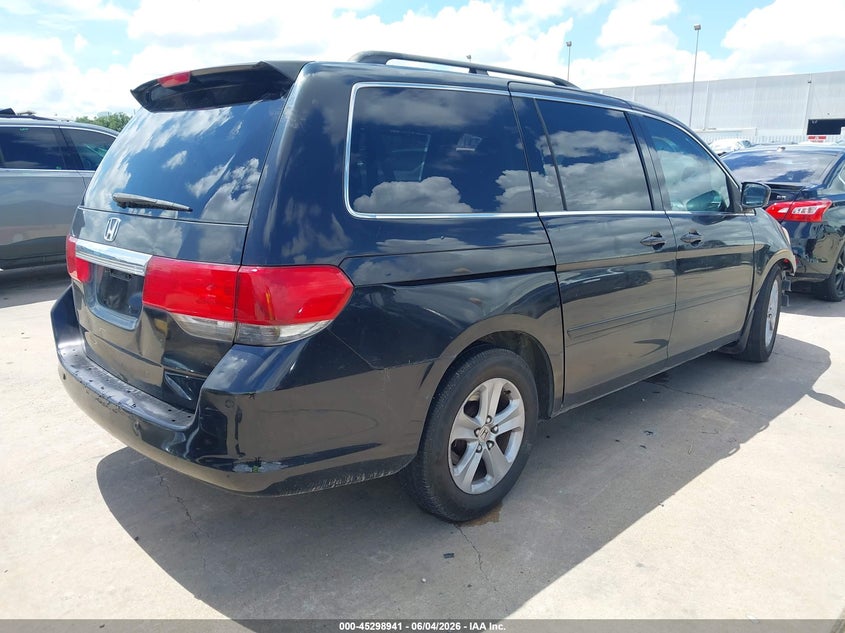 2008 Honda Odyssey Touring VIN: 5FNRL38908B002198 Lot: 45298941