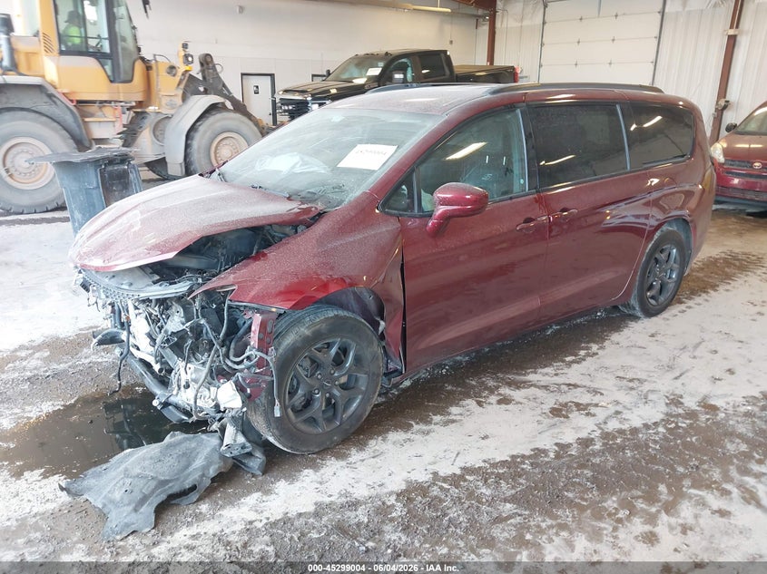 Vin: 2c4rc1bg2jr194598, lot: 45796860, chrysler pacifica touring l 20182