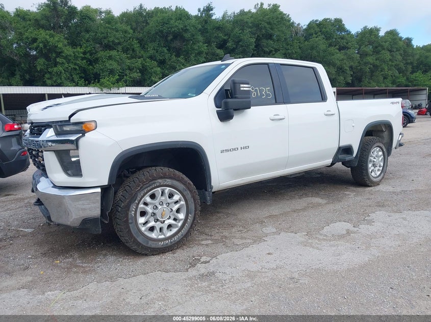 2021 CHEVROLET SILVERADO 2500HD auction photo 2