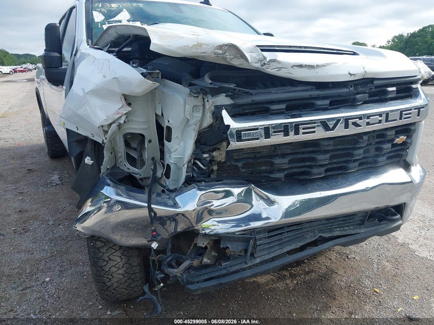 2021 CHEVROLET SILVERADO 2500HD auction photo 6