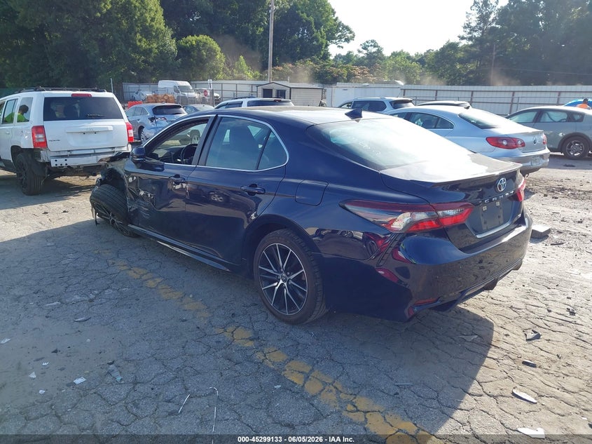 Vin: 4t1g11ak2nu665382, lot: 45796989, toyota camry se 20223
