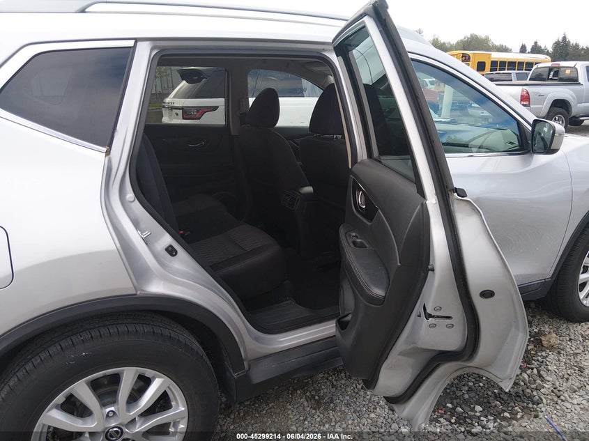2018 Nissan Rogue Sv VIN: 5N1AT2MT6JC789780 Lot: 45299214