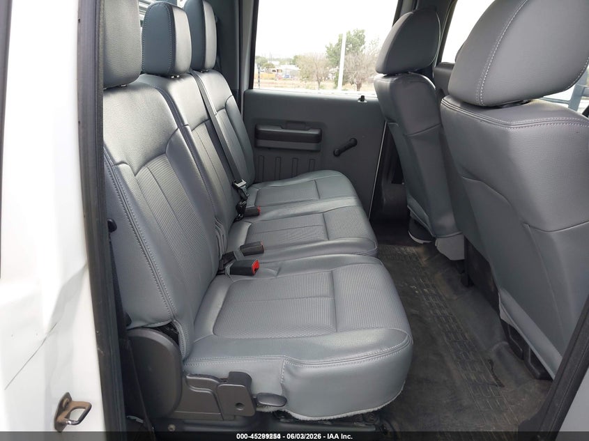 2016 FORD F-350 CHASSIS auction photo 8