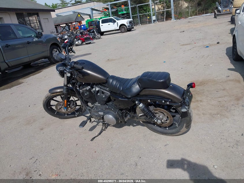 HARLEY-DAVIDSON XL883 2020