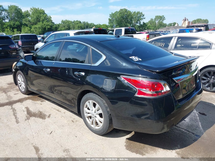 Vin: 1n4al3ap0en232137, lot: 45797186, nissan altima 2.5 s 20143