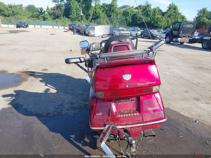1999 Honda Gl1500 Se12 VIN: 1HFSC2238XA103437 Lot: 45299341
