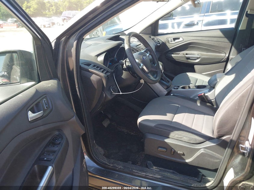 2016 FORD ESCAPE auction photo 5