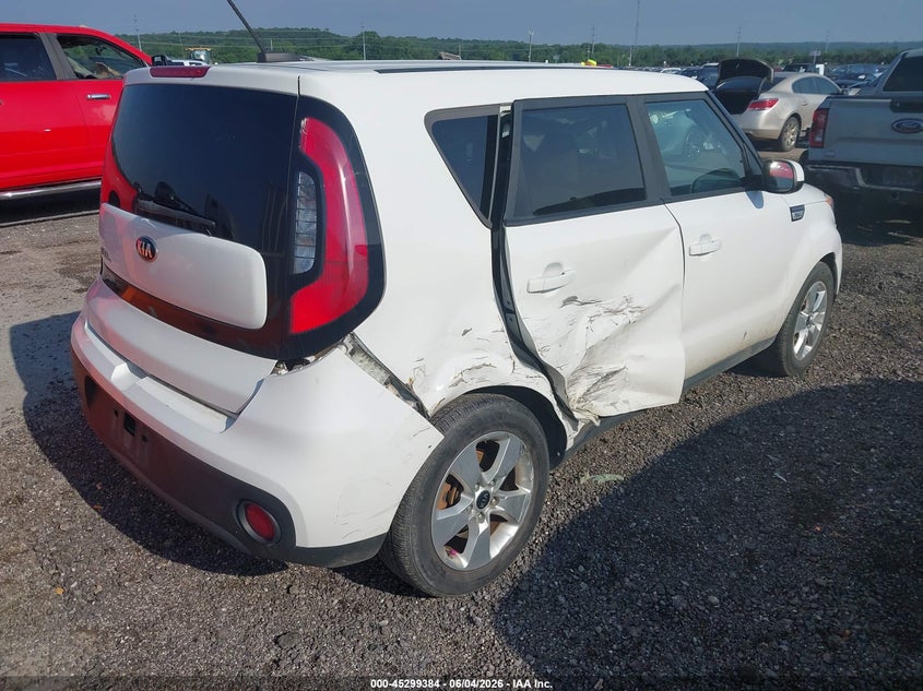2018 KIA SOUL auction photo 4