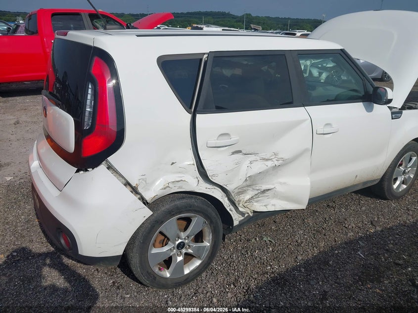 2018 KIA SOUL auction photo 6