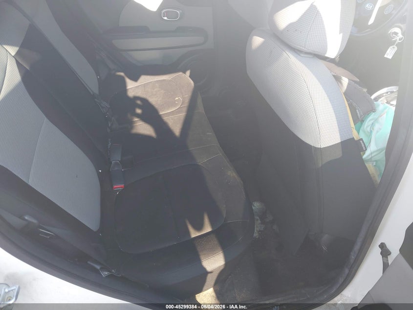 2018 KIA SOUL auction photo 8