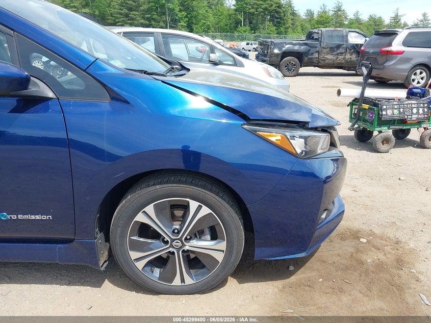VIN 1N4BZ1CP8KC316735 2019 NISSAN LEAF SV PLUS