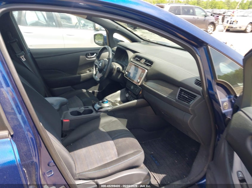 VIN 1N4BZ1CP8KC316735 2019 NISSAN LEAF SV PLUS