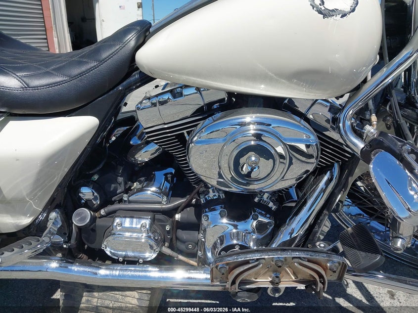 2002 Harley-Davidson Flhpi VIN: 1HD1FHW1X2Y611920 Lot: 45299448