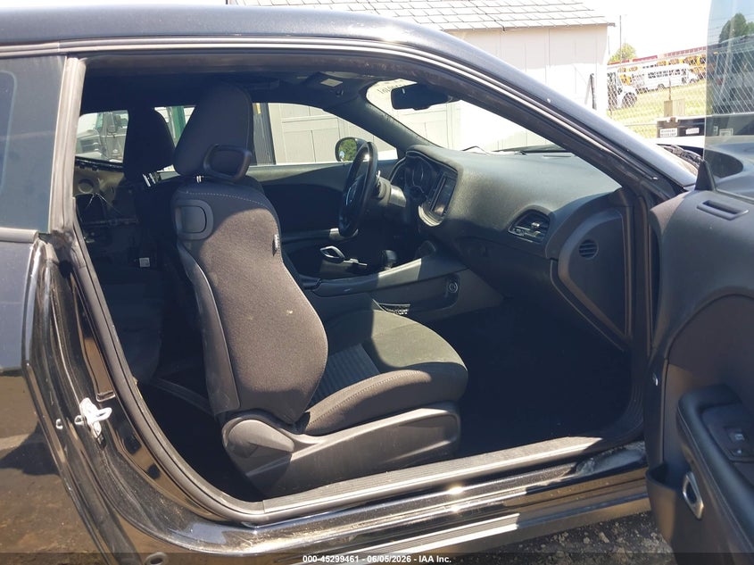2022 DODGE CHALLENGER auction photo 5