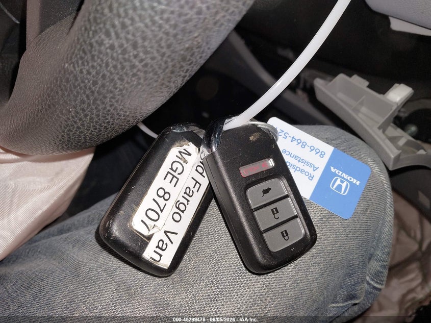VIN 5FNRL6H25LB013078 2020 HONDA ODYSSEY LX