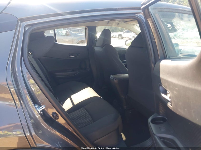 2021 TOYOTA C-HR auction photo 8