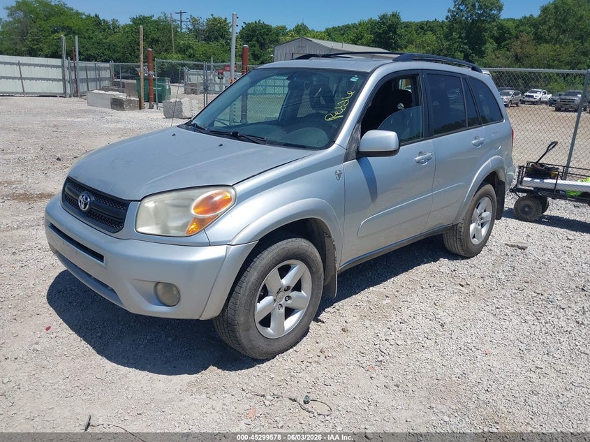 2005 TOYOTA RAV4 auction photo 2