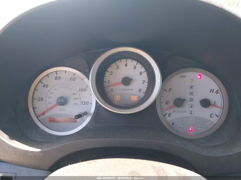 2005 TOYOTA RAV4 auction photo 7