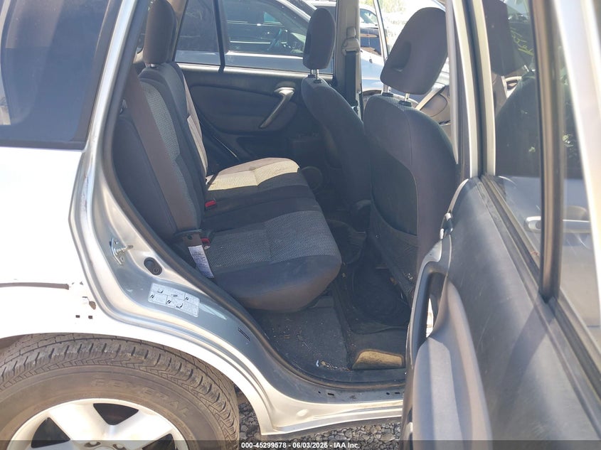 2005 TOYOTA RAV4 auction photo 8