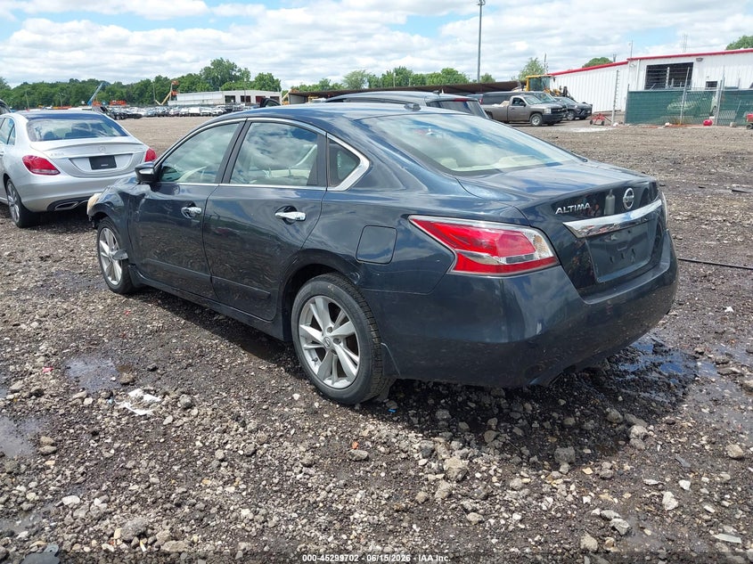 2015 NISSAN ALTIMA auction photo 3