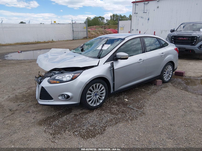 Vin: 1fahp3j27cl279844, lot: 45797561, ford focus titanium 20122