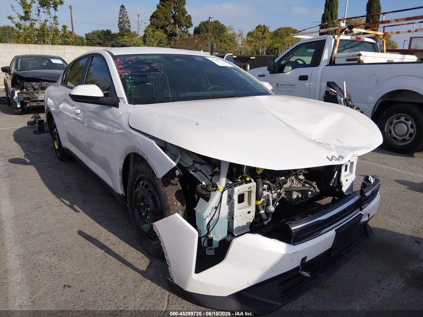 2025 KIA K4  (VIN: 3KPFT4DE6SE194834)