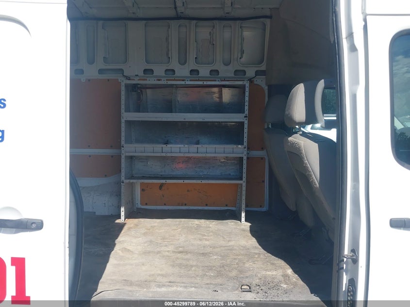 2019 NISSAN NV CARGO NV2500 HD auction photo 8