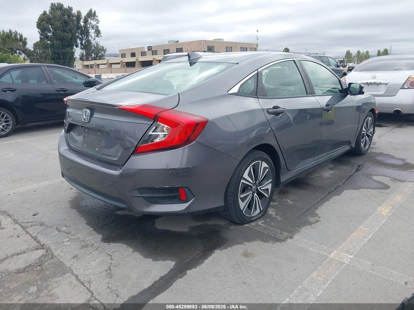 VIN JHMFC1F89JX020310 2018 HONDA CIVIC EX-L