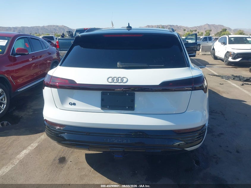 2024 Audi Q8 E-Tron Premium Plus Quattro VIN: WA15AAGE0RB020190 Lot: 45299901