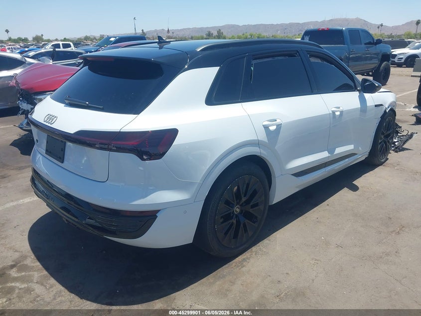 Vin: wa15aage0rb020190, lot: 45797757, audi q8 e-tron premium plus quattro 20244
