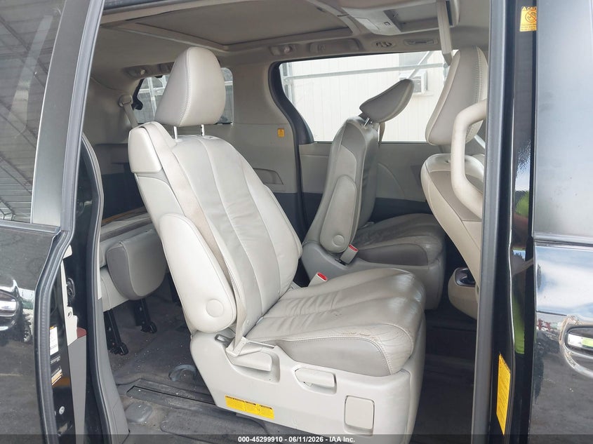 2011 TOYOTA SIENNA VAN 3.5L V-6 DOHC, VVT, 265HP