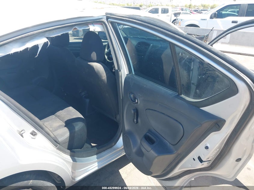 2018 Nissan Versa 1.6 S+ VIN: 3N1CN7APXJL835808 Lot: 45299924