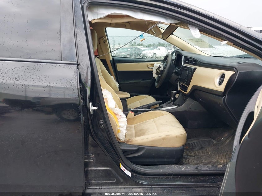 2017 TOYOTA COROLLA auction photo 5