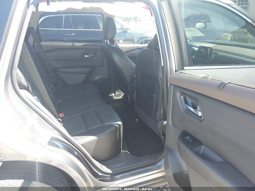 2022 Nissan Rogue Sv Fwd VIN: 5N1BT3BA7NC704978 Lot: 45300010