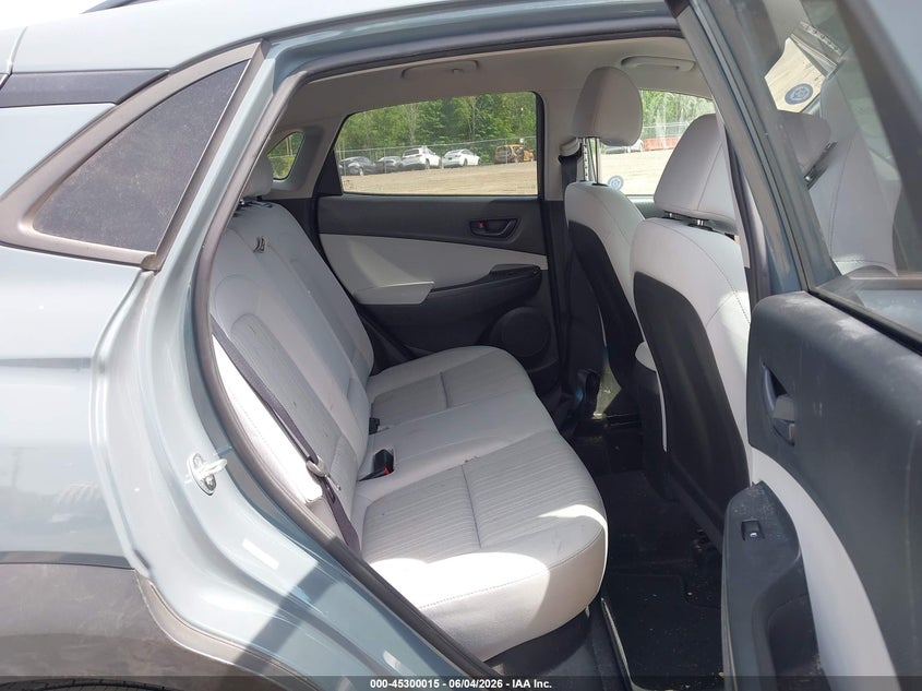 2022 Hyundai Kona Sel VIN: KM8K62AB9NU802285 Lot: 45300015
