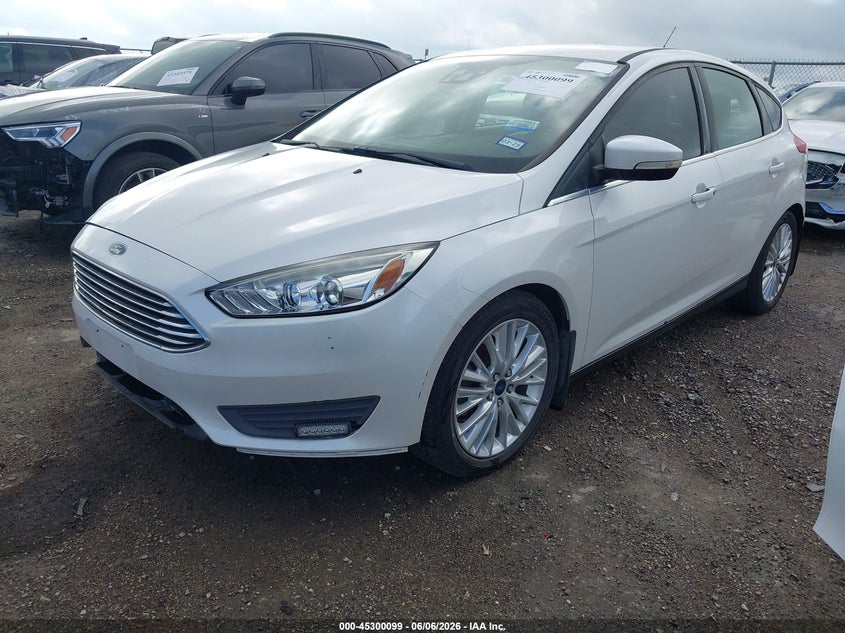 2016 FORD FOCUS auction photo 2
