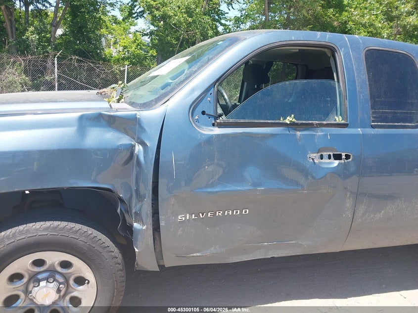 2013 Chevrolet Silverado 1500 Work Truck VIN: 1GCRCPEX1DZ175985 Lot: 45300105