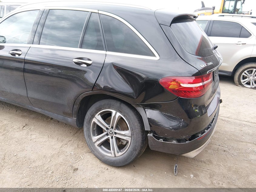 2019 Mercedes-Benz Glc 300 4Matic VIN: WDC0G4KB1KV123856 Lot: 45300147