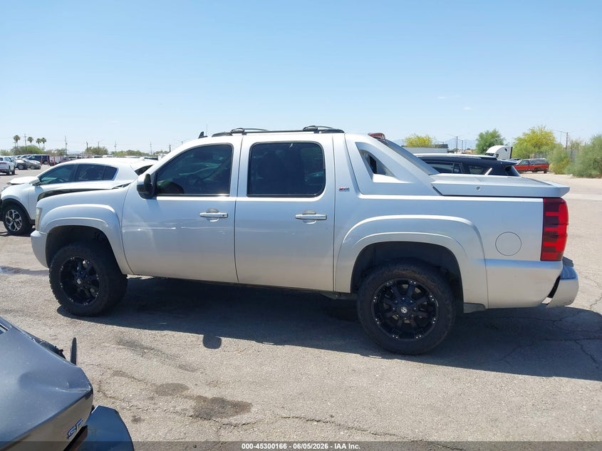 2011 Chevrolet Avalanche 1500 Lt1 VIN: 3GNMCFE01BG188697 Lot: 45300166