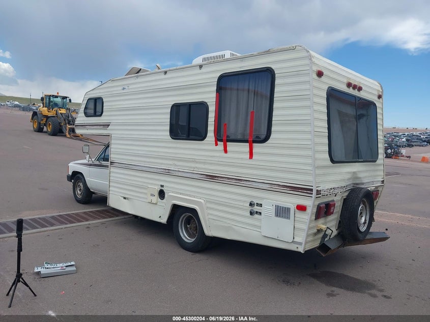 1985 EXCEL PICKUP COMMERCIAL/CAMPER auction photo 3