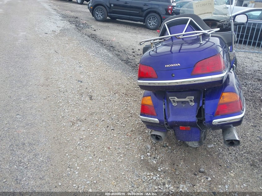2003 Honda Gl1800 A VIN: 1HFSC47463A202653 Lot: 45300218