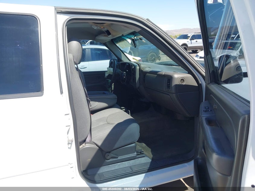 2006 CHEVROLET SILVERADO TRUCK 4.8L V-8 285HP