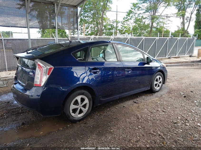 Vin: jtdkn3du3d1622388, lot: 45798160, toyota prius two 20134