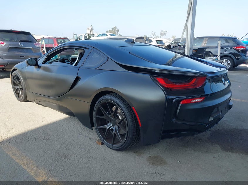 2014 BMW I8 auction photo 3
