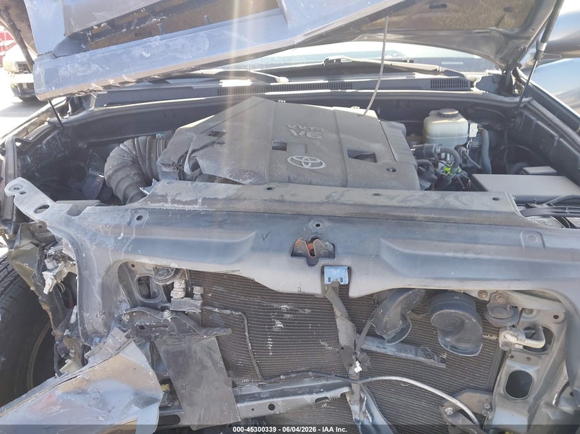 2005 Toyota 4Runner Limited V6 VIN: JTEZU17R550053964 Lot: 45300339