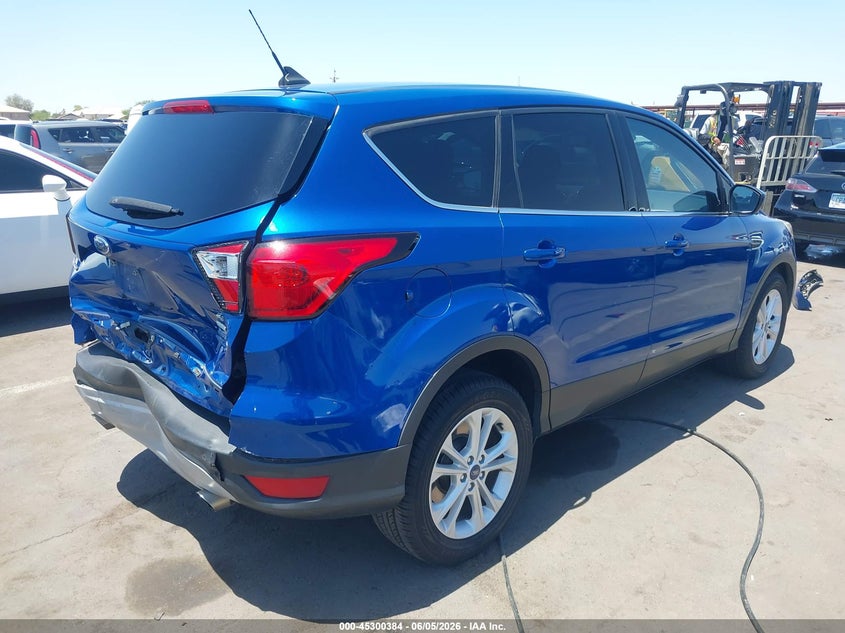 Vin: 1fmcu0gd5kuc27749, lot: 45798247, ford escape se 20194