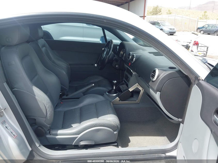 2000 AUDI TT