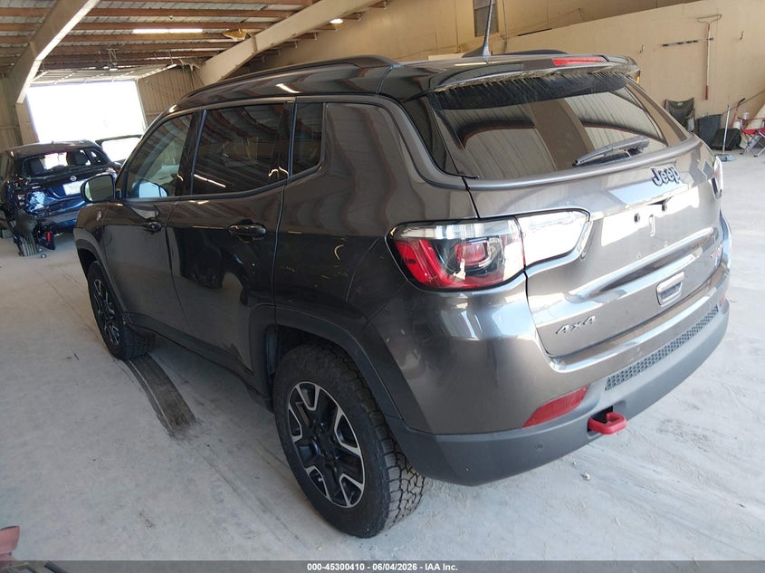 Vin: 3c4njddb0lt254725, lot: 45798273, jeep compass trailhawk 4x4 20203